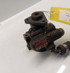 Pompe de direction FIAT DOBLO 1 Photo n°3