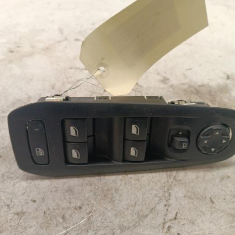 Interrupteur de leve vitre avant gauche PEUGEOT 308 2