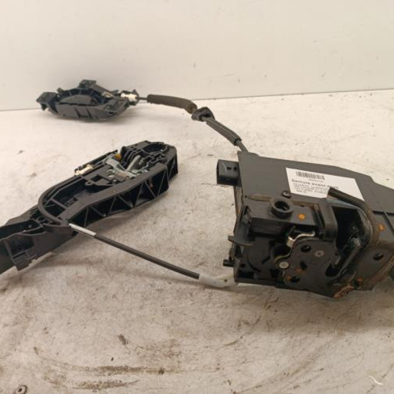 Serrure avant droit PEUGEOT 308 2