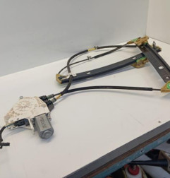 Leve vitre electrique avant droit AUDI A1 1 Photo n°3