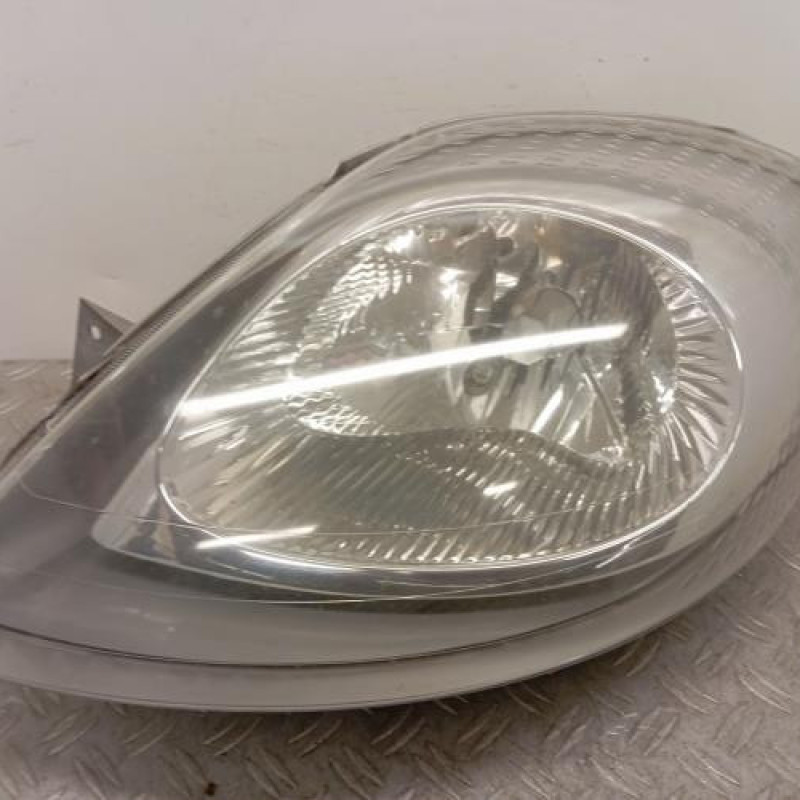 Optique avant principal gauche (feux)(phare) RENAULT TRAFIC 2