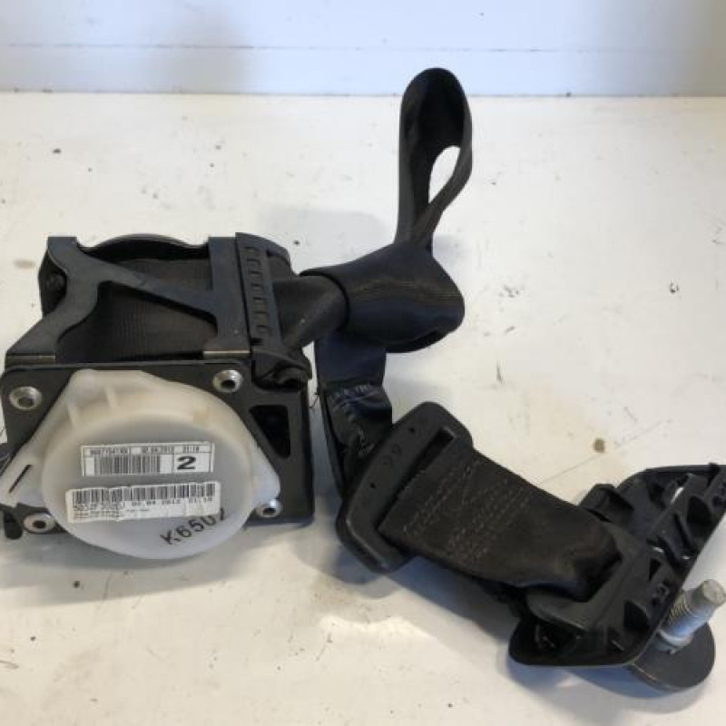 Ceinture arriere droit CITROEN C4 2 Ceinture arriere droit CITROEN C4 2