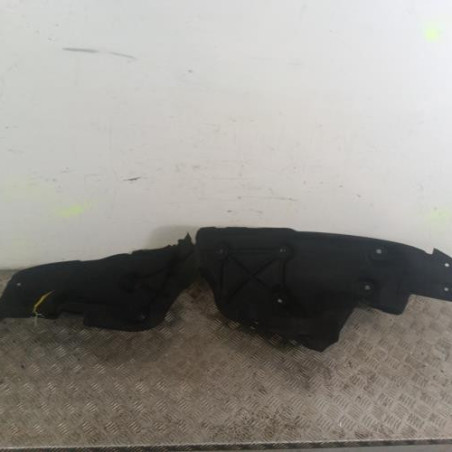 Pare boue arriere droit RENAULT MEGANE 5 Photo n°1