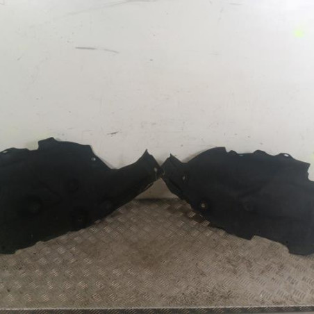 Pare boue avant gauche RENAULT MEGANE 5