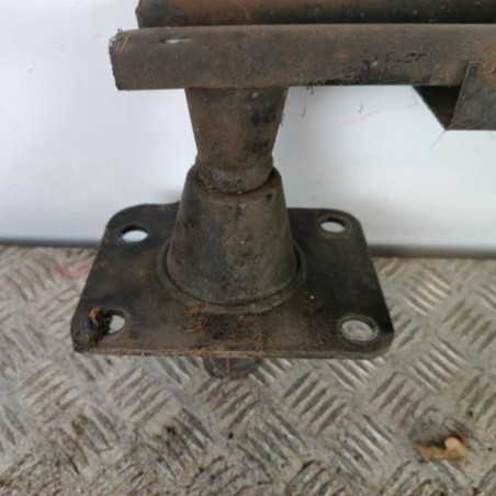 Renfort pare choc avant (traverse) PEUGEOT 5008 1