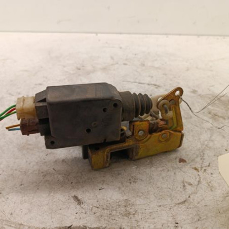 Serrure avant droit PEUGEOT 405