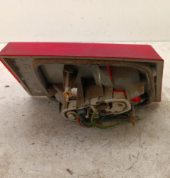 Feu arriere secondaire droit (feux) PEUGEOT 405