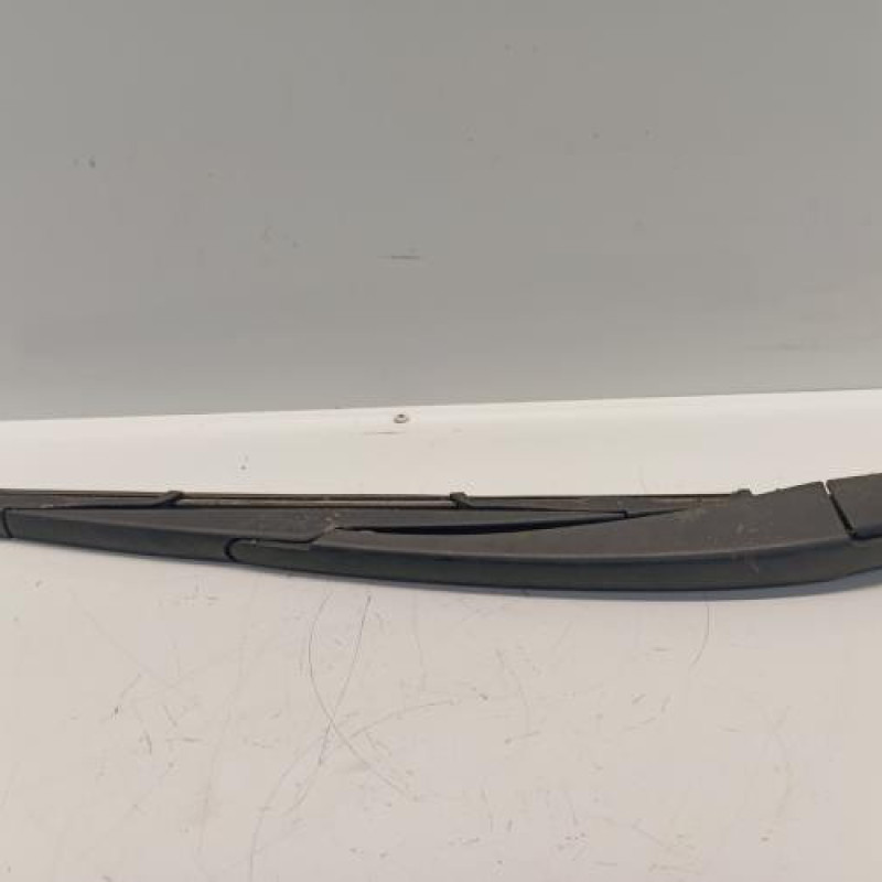 Bras essuie glace arriere DACIA DUSTER 1 Bras essuie glace arriere DACIA DUSTER 1