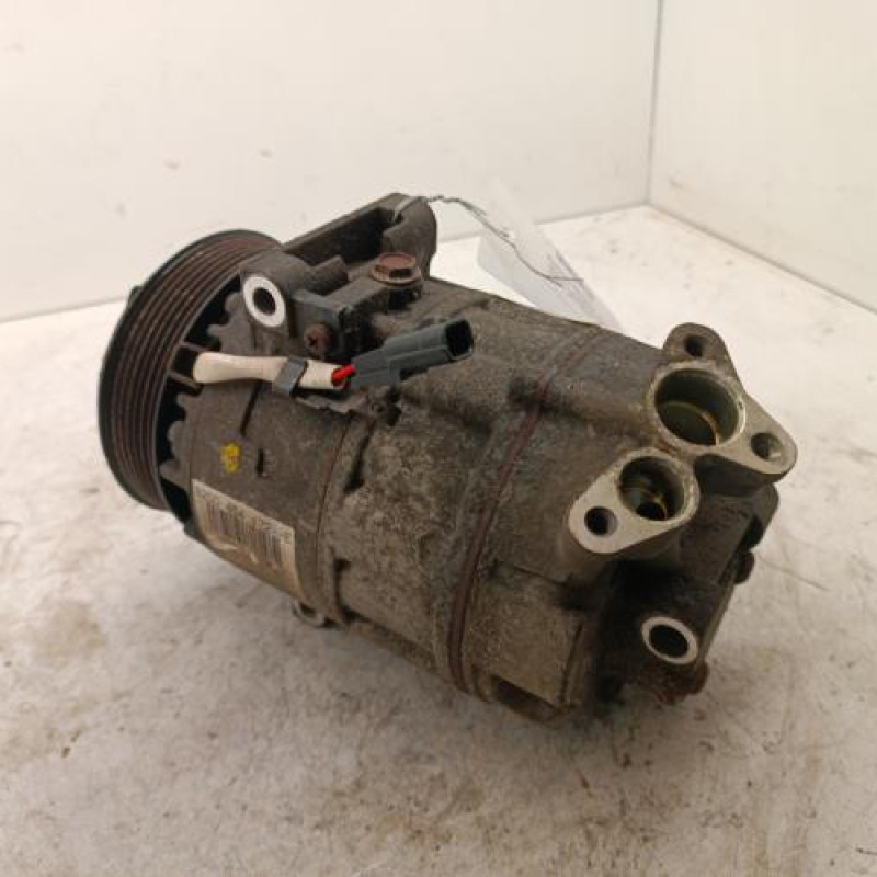 Compresseur clim RENAULT TRAFIC 2 Compresseur clim RENAULT TRAFIC 2