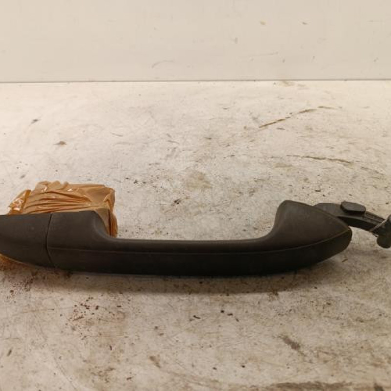 Poignee porte avant droit MERCEDES VITO 447 Poignee porte avant droit MERCEDES VITO 447