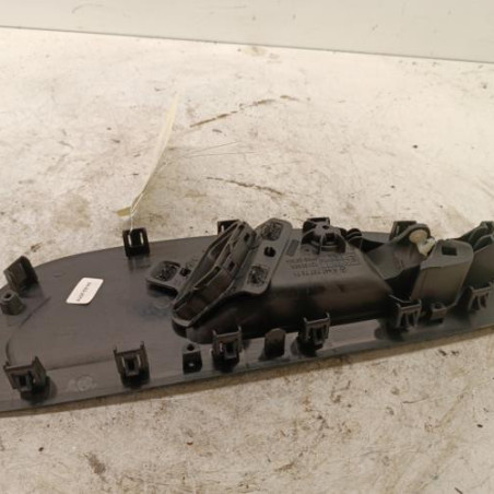 Poignee interieur avant droit MERCEDES VITO 447