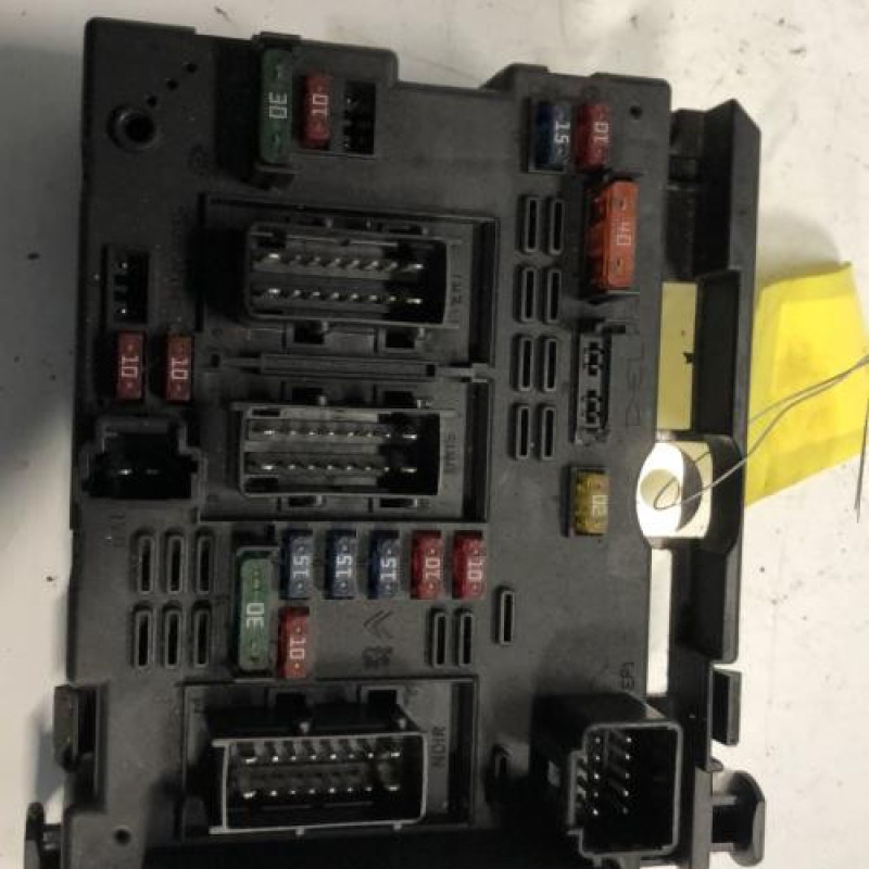 Boitier servitude moteur (BSM) PEUGEOT 206 Boitier servitude moteur (BSM) PEUGEOT 206