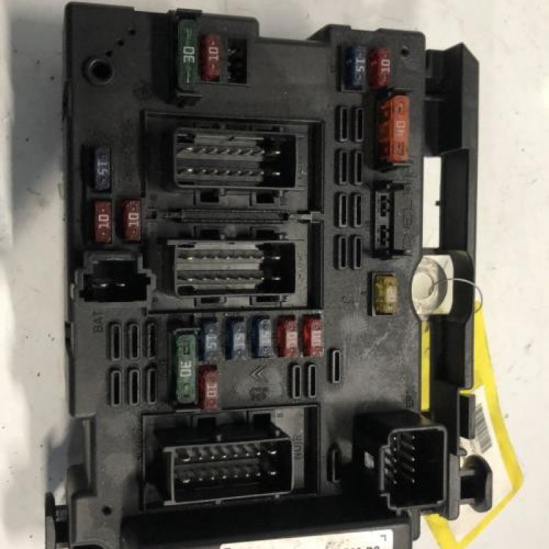 Boitier servitude moteur (BSM) PEUGEOT 206 Boitier servitude moteur (BSM) PEUGEOT 206