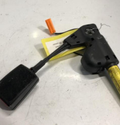 Attache ceinture avant droit FORD MONDEO 2