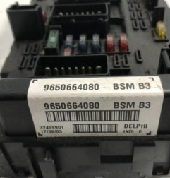 Boitier servitude moteur (BSM) PEUGEOT 307