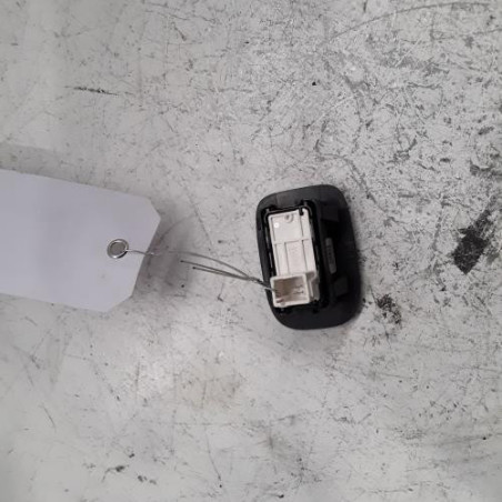Interrupteur de leve vitre arriere droit PEUGEOT 2008 1