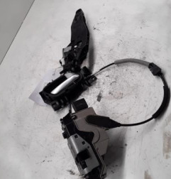 Serrure arriere droit PEUGEOT 2008 1