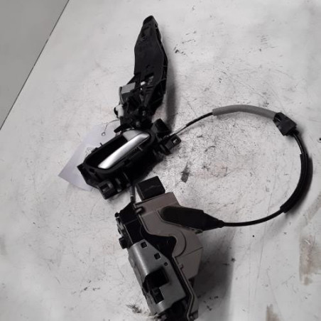 Serrure arriere droit PEUGEOT 2008 1