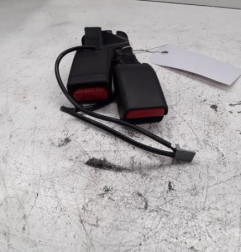 Attache ceinture arriere droit RENAULT MEGANE 5 Photo n°1