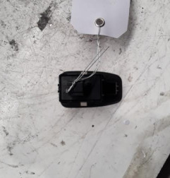 Interrupteur de leve vitre avant droit RENAULT MEGANE 5