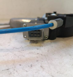 Leve vitre electrique avant gauche OPEL CORSA E Photo n°3
