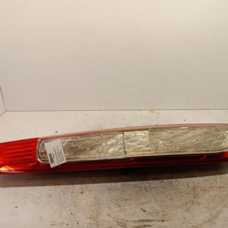 Feu arriere principal gauche (feux) FORD FOCUS 2 Feu arriere principal gauche (feux) FORD FOCUS 2