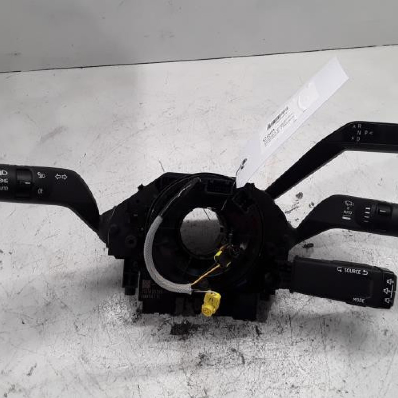Com (Bloc Contacteur Tournant+Commodo Essuie Glace+Commodo Phare) RENAULT MEGANE 5