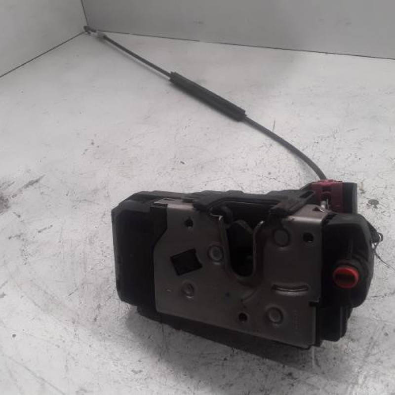 Serrure arriere gauche OPEL ZAFIRA B Serrure arriere gauche OPEL ZAFIRA B