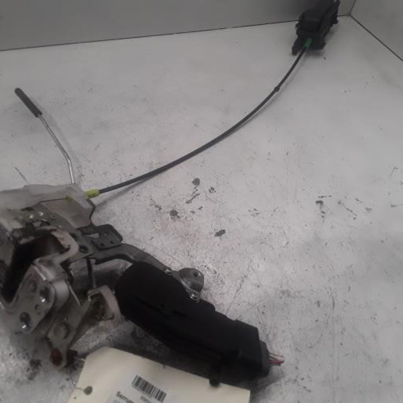 Serrure avant gauche CITROEN C1 1 Serrure avant gauche CITROEN C1 1
