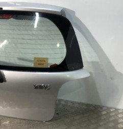 Malle/Hayon arriere TOYOTA YARIS 1