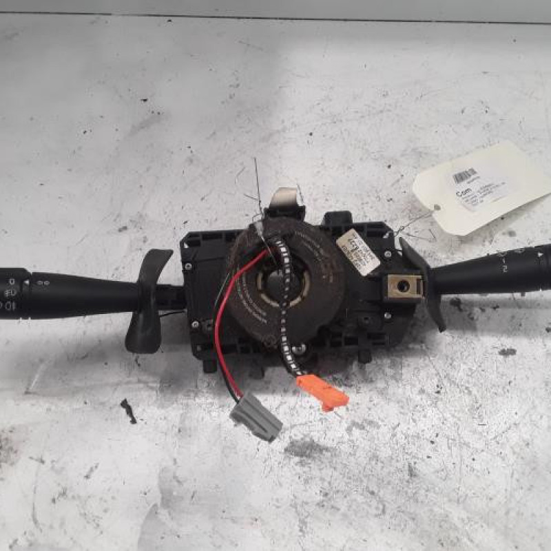 Com (Bloc Contacteur Tournant+Commodo Essuie Glace+Commodo Phare) RENAULT MEGANE 1