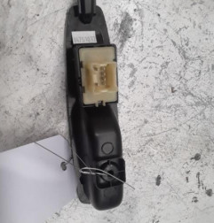 Interrupteur de leve vitre arriere droit RENAULT CAPTUR 1