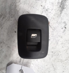 Interrupteur de leve vitre arriere gauche PEUGEOT 508 1 SW Photo n°1