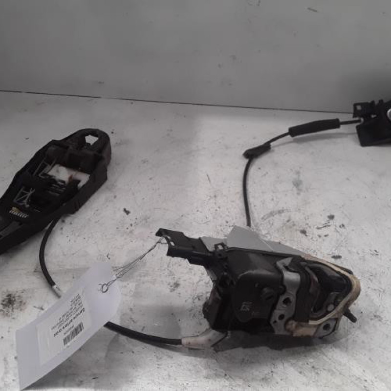 Serrure arriere droit PEUGEOT 508 1 SW