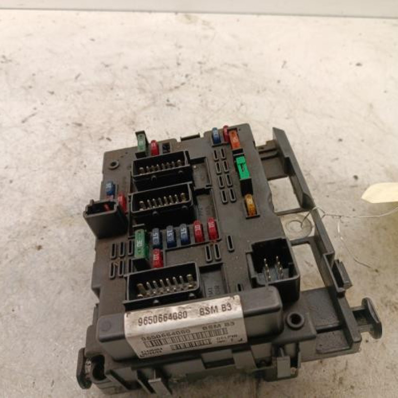 Boitier servitude moteur (BSM) PEUGEOT 307