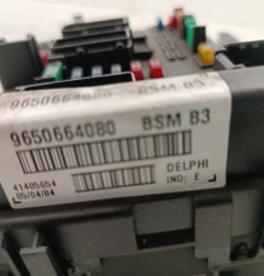Boitier servitude moteur (BSM) PEUGEOT 307