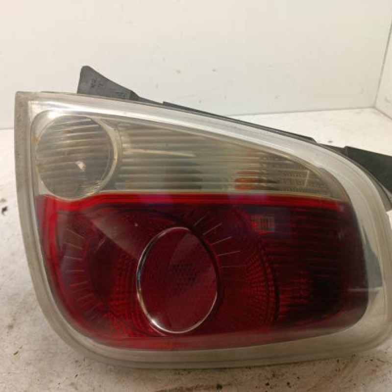 Feu arriere principal droit (feux) FIAT 500 2 Feu arriere principal droit (feux) FIAT 500 2