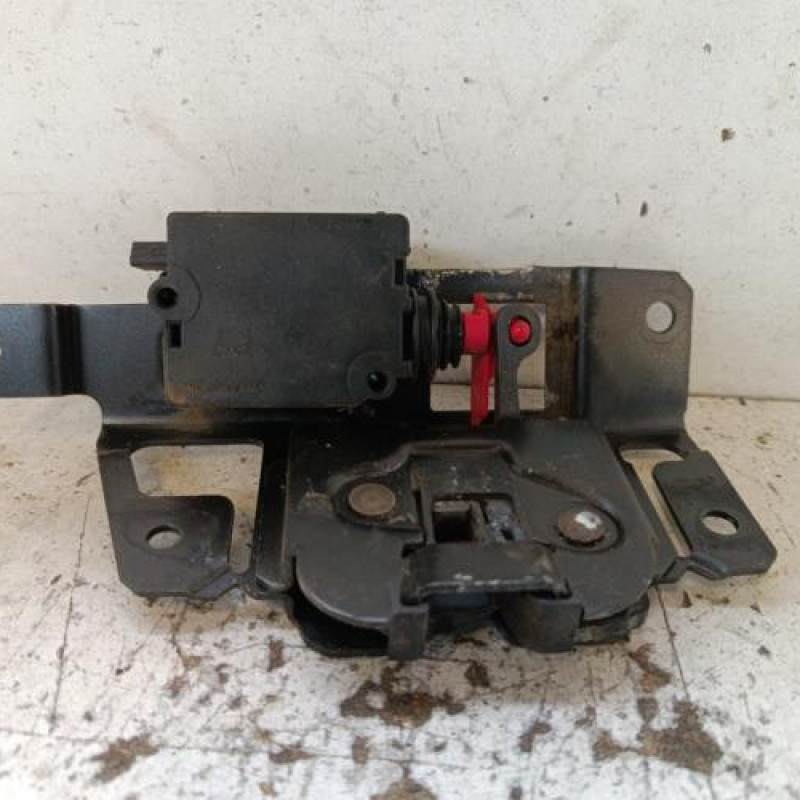 Serrure de hayon BMW X3 E83