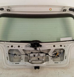 Malle/Hayon arriere VOLKSWAGEN POLO 4