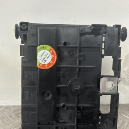 Boitier servitude moteur (BSM) PEUGEOT 3008 1