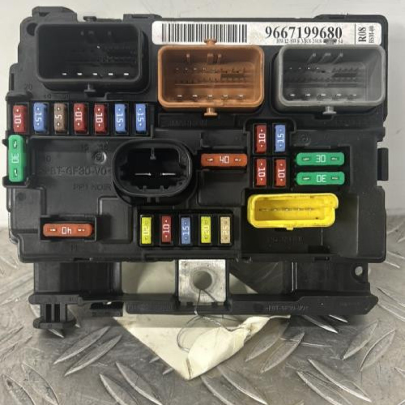 Boitier servitude moteur (BSM) CITROEN C3 2 Boitier servitude moteur (BSM) CITROEN C3 2