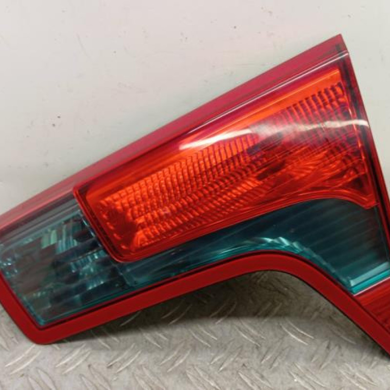 Feu arriere secondaire droit (feux) CITROEN C5 1 Feu arriere secondaire droit (feux) CITROEN C5 1