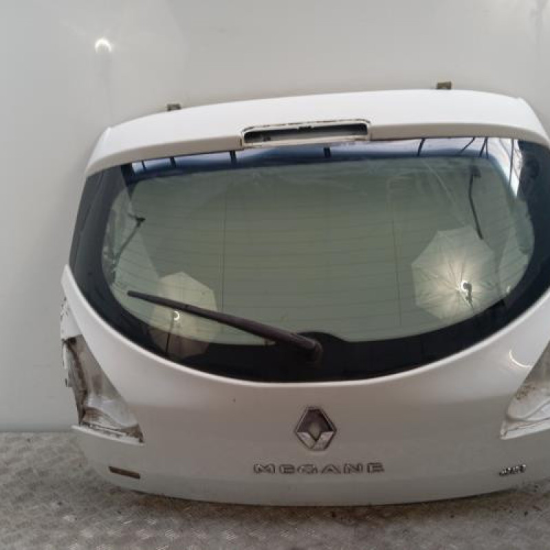 Malle/Hayon arriere RENAULT MEGANE 3