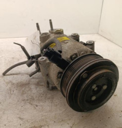 Compresseur clim FORD FIESTA 6