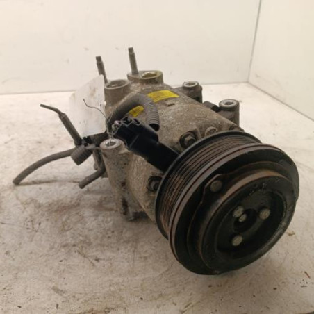 Compresseur clim FORD FIESTA 6
