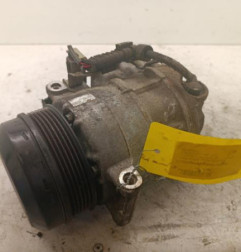 Compresseur clim MERCEDES CLASSE C 204 Photo n°1
