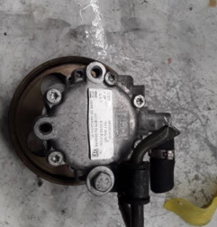 Pompe de direction PEUGEOT 406