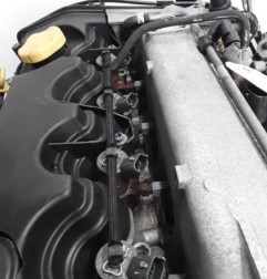 Moteur OPEL ZAFIRA B Photo n°6