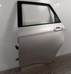 Porte arriere gauche TOYOTA VERSO-S Photo n°4