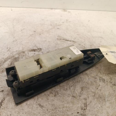Interrupteur de leve vitre avant gauche NISSAN NOTE 1